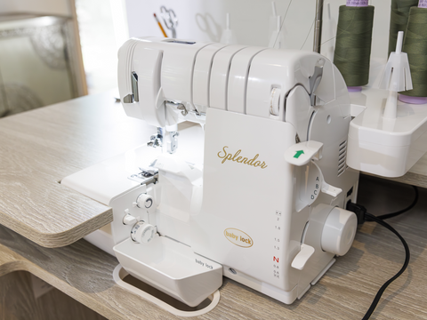 NEW! Baby Lock Splendor 8-Thread Combination Serger with ExtraordinAir™ Threading