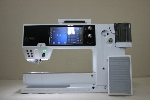 Bernina B880 Plus Sewing, Quilting & Embroidery Machine Pre-Owned
