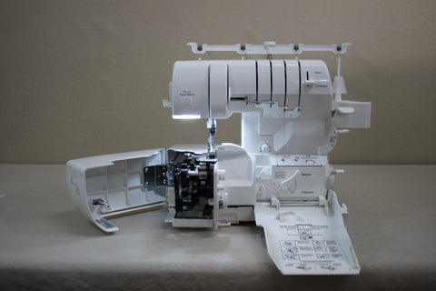 Preowned Baby Lock Acclaim Serger