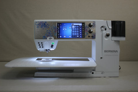 Preowned Bernina 880 PLUS Sewing & Embroidery