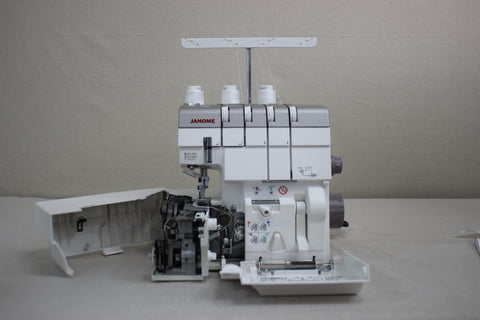Preowned Janome 2000D Serger - 453