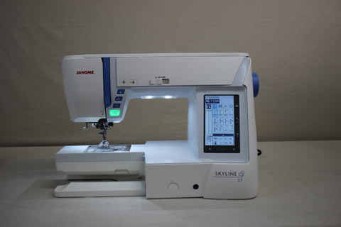 Preowned Janome Skyline S7 Sewing & Quilting - 132