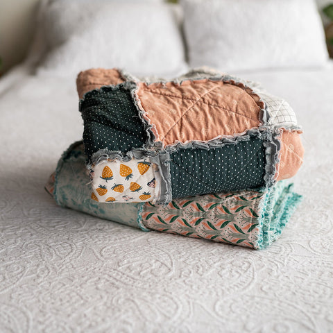 Studio M The Weekend Rag Quilt