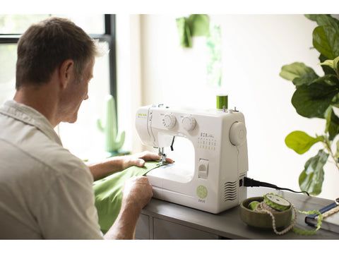 Baby Lock Zest Sewing Machine