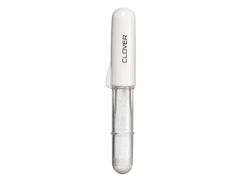 Clover Chaco Pen Style Liner - White