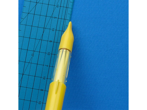 Clover Chaco Pen Style Liner - Yellow