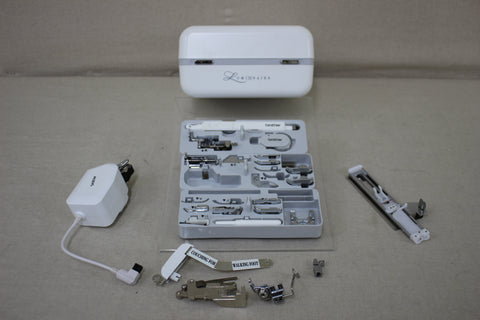 Brother Luminaire 2 Innov-ís XP2 Sewing & Embroidery Machine-Pre-Owned