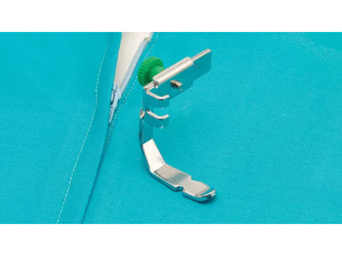 Zipper Foot for Accomplish